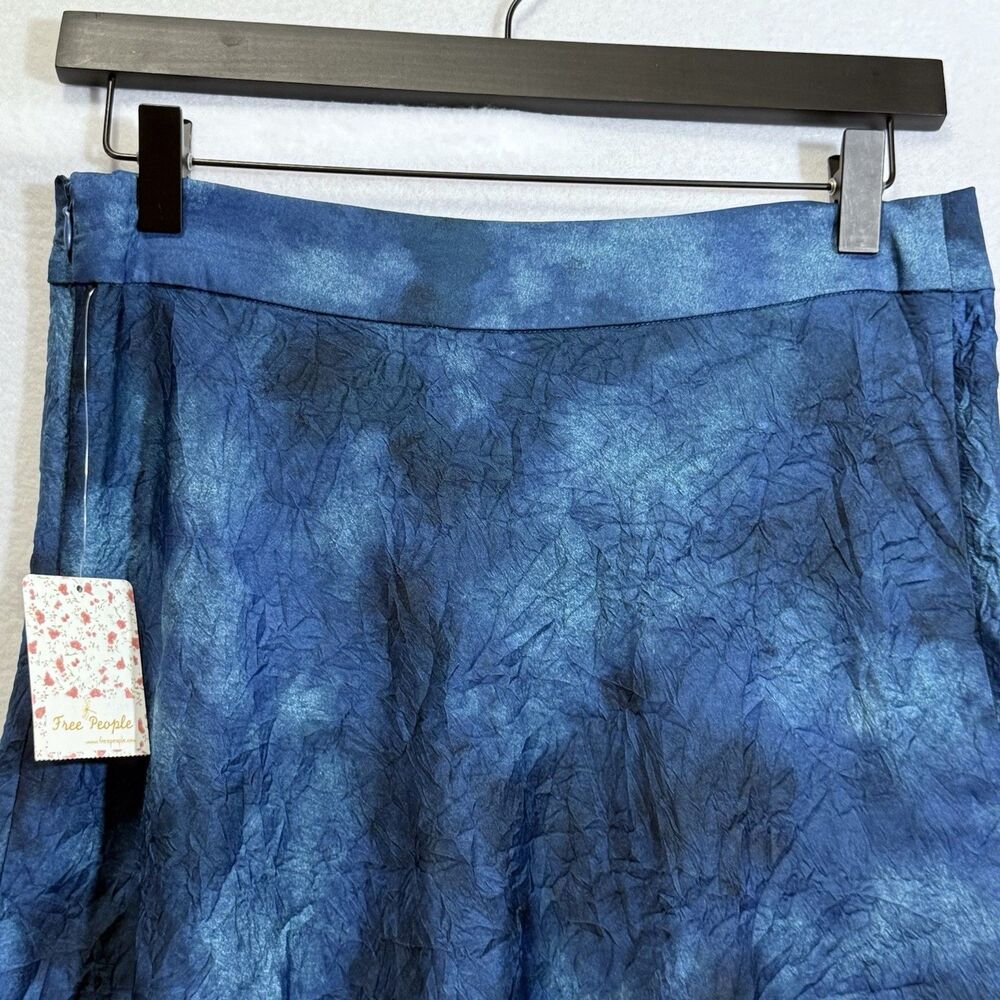 NEW Free People Martine Flirt Tie Dye Mini Skirt Blue Side Zip Slit Size 8 Boho - Picture 7 of 11